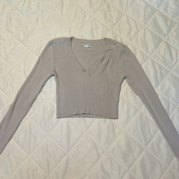 Garage Cropped Tee - Picture 2 of 3